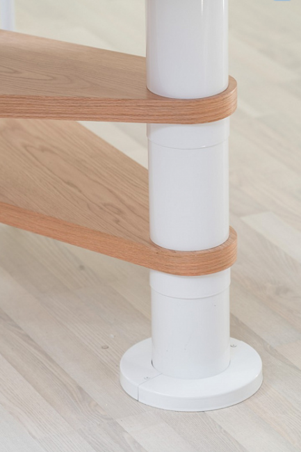 Винтовая лестница Montreal Classic d140 Белый