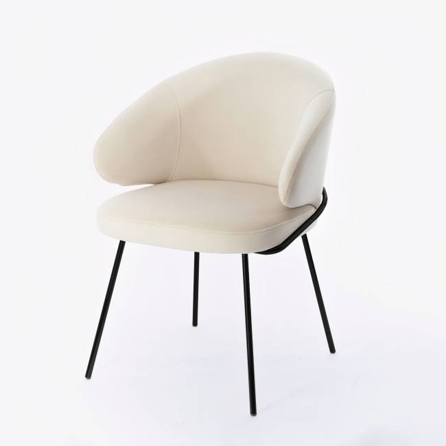 Дизайнерский стул Cosmos бежевый, основание металл черный матовый