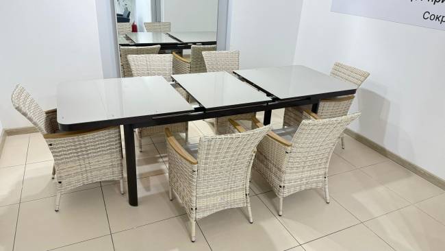 LUDWIG + AMELIA обеденный комплект бежевого цвета LUDWIG + AMELIA обеденный комплект бежевого цвета